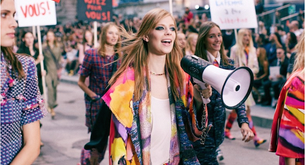 No te vas a creer la revolución feminista que ha montado Chanel