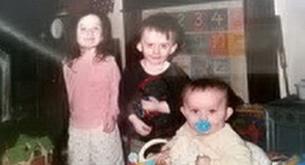 Una mujer embarazada mata a sus tres hijos y se suicida porque su expareja está con otra