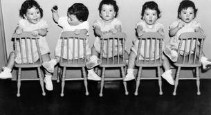 Sale a la luz el infierno que vivieron las quintillizas Dionne