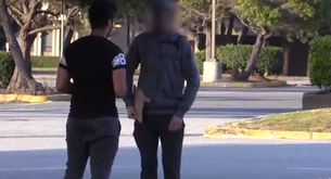 Le dijo a un mendigo si había visto a su hija desaparecido y esto es lo que ocurrió