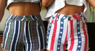 ¿Te puede multar la DGT por llevar shorts demasiado cortos?