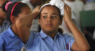 'Güevedoces', las niñas a las que les sale pene a los 12 años