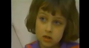 Esta niña aterrorizó al mundo hace 30 años. Esta es su vida ahora