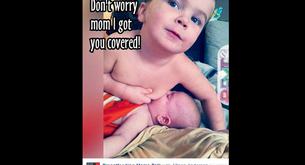 Polémica por una foto en la que un niño juega a amamantar a un bebé