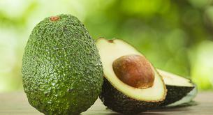Esto es lo que el aguacate puede hacer por tu pelo