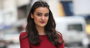 Esta modelo turca irá un año a la cárcel por compartir este poema en las redes