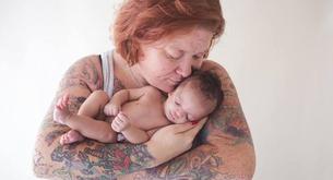 Rechazan a su hija adoptiva por una enfermedad y la acoge su madre biológica