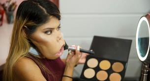 Esta bloguera de belleza con un tumor facial es todo un ejemplo de superación