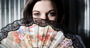 Las mujeres españolas a la cola de Europa en el uso cultural de Internet