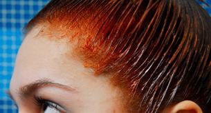 ¿Cómo hacer el tinte de pelo casero más permanente?