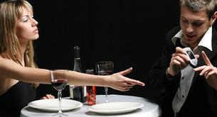 ¿Cómo afectan a nuestra vida los celos en internet?