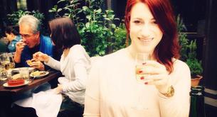 Así es usar Tinder cuando estás en silla de ruedas