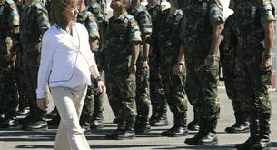 Muere Carme Chacón, la primera mujer que fue ministra de Defensa