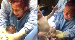 Una niña de 12 años ayuda a su madre a dar a luz