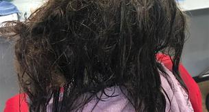 La conmovedora carta de una peluquera después de peinar a una adolescente con depresión