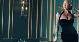 Un tampón de oro y diamantes para transmitir un mensaje importante