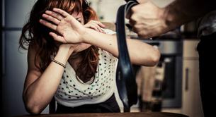 Quedan absueltos tras maltratar a una mujer porque “la Biblia lo justifica”