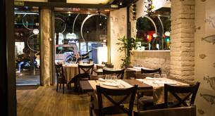 El 'zasca' de un restaurante a una influencer que quería comer gratis