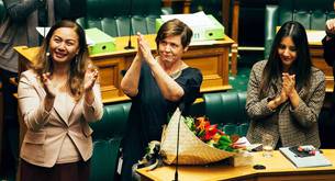 Esta nueva ley en Nueva Zelanda ofrece días libres a las víctimas de violencia de género