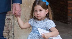 La princesa Charlotte da un corte a los paparazzi