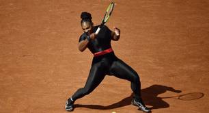 Prohiben el traje de postparto de Serena William en Roland Garros
