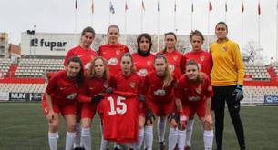 Por qué los futbolistas gritan GUARRAS e IROS A FREGAR a las futbolistas