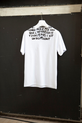 Luchando contra el SIDA en francés