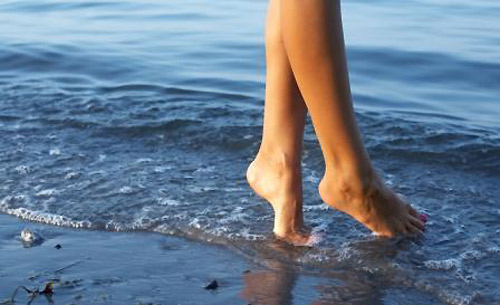 Tres claves para cuidar tus pies en verano